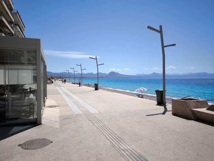 Apartment 50 Meters From The Beach Loutraki  Ngoại thất bức ảnh